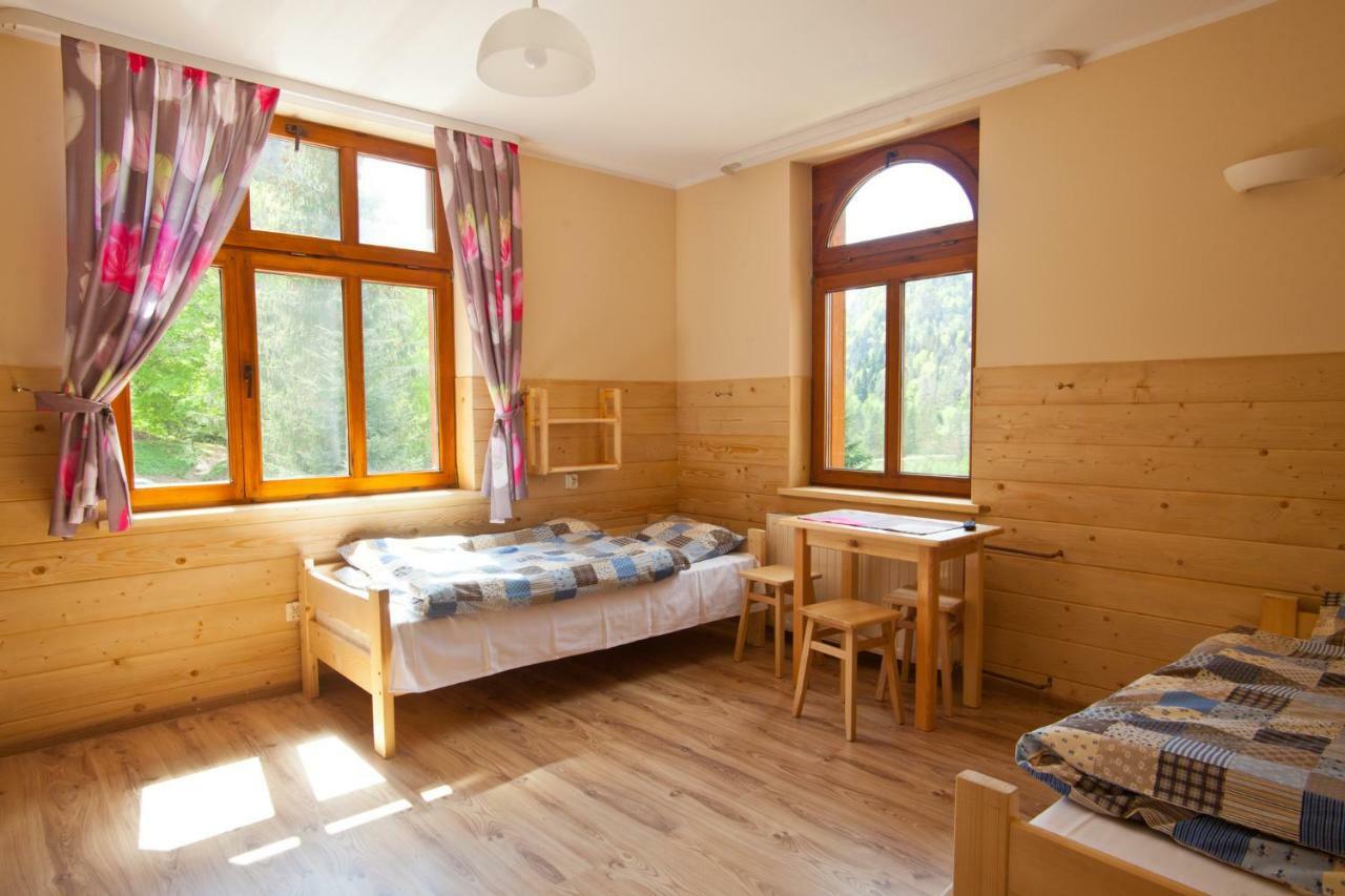 Hotel Schronisko Pttk Orlica Szczawnica Esterno foto